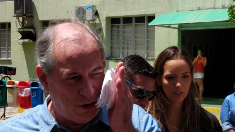 Não pretendo mais estar ao lado do PT, diz Ciro Gomes antes de votar