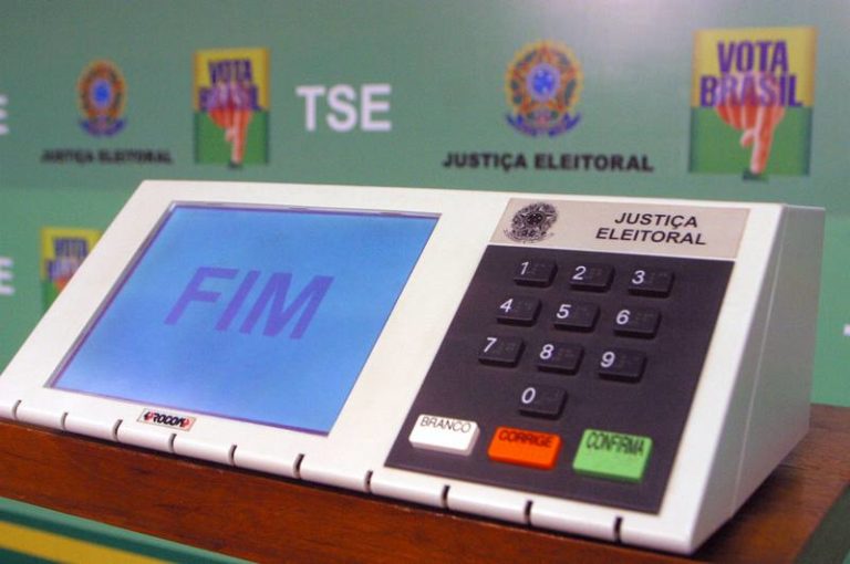 TRE sorteia urnas de auditoria e inicia montagem dos locais de votação