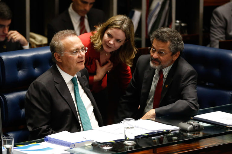 PT tende a apoiar Renan Calheiros para a Presidência do Senado