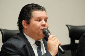 Secretário-adjunto de Gestão em Saúde, o enfermeiro Sérgio Luiz da Costa