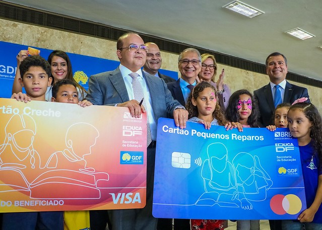 GDF lança programa Cartão-Creche com vaga para 5 mil crianças