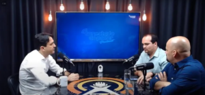 O Jornalista Sandro Gianelli, durante o Podcast Conectado ao Poder, na Rádio Federal, os consultores políticos Rairon Murada e Randerson Cirqueira.