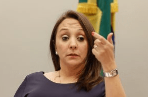 Renata Abreu indicou Douglas Figueredo para a GEAP