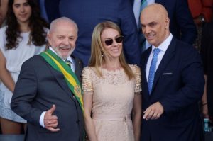 Viviane Barci de Moraes e seu esposo Alexandre de Moraes, na lista de sancionados da Lei Global Magnitsky junto a Luís Inácio Lula da Silva.