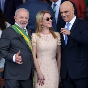 Viviane Barci de Moraes e seu esposo Alexandre de Moraes, na lista de sancionados da Lei Global Magnitsky junto a Luís Inácio Lula da Silva.