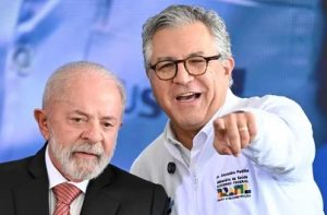 Vexame com Ministro Alexandre Padilha (Saúde) impedido de entrar nos EUA mostra que o Brasil perdeu respeito