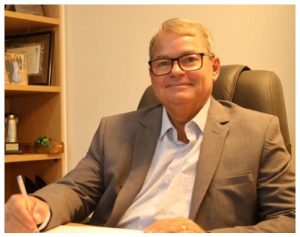 Antônio Henrique Gripp, candidato de oposição.